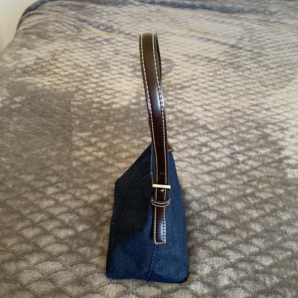 Small Handbag - Picture 4 of 9